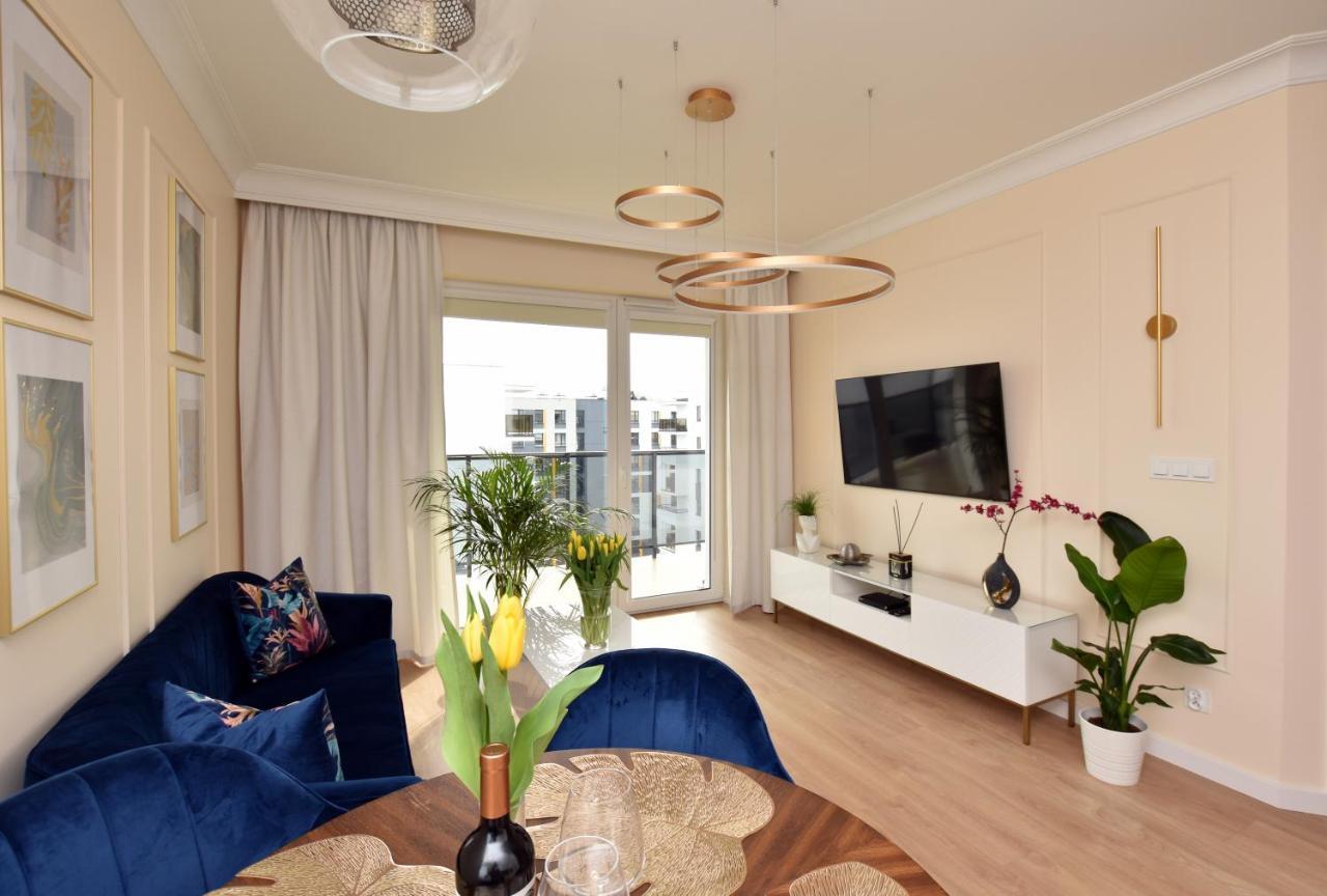 Apartament Nr 50, 2 Sypialnie, Wygodny Parking Podziemny Thorn Exterior foto